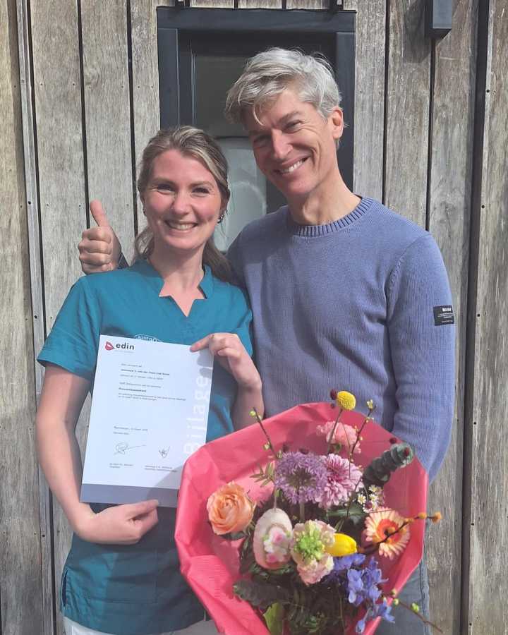 Joyce geslaagd voor Preventieassistent opleiding