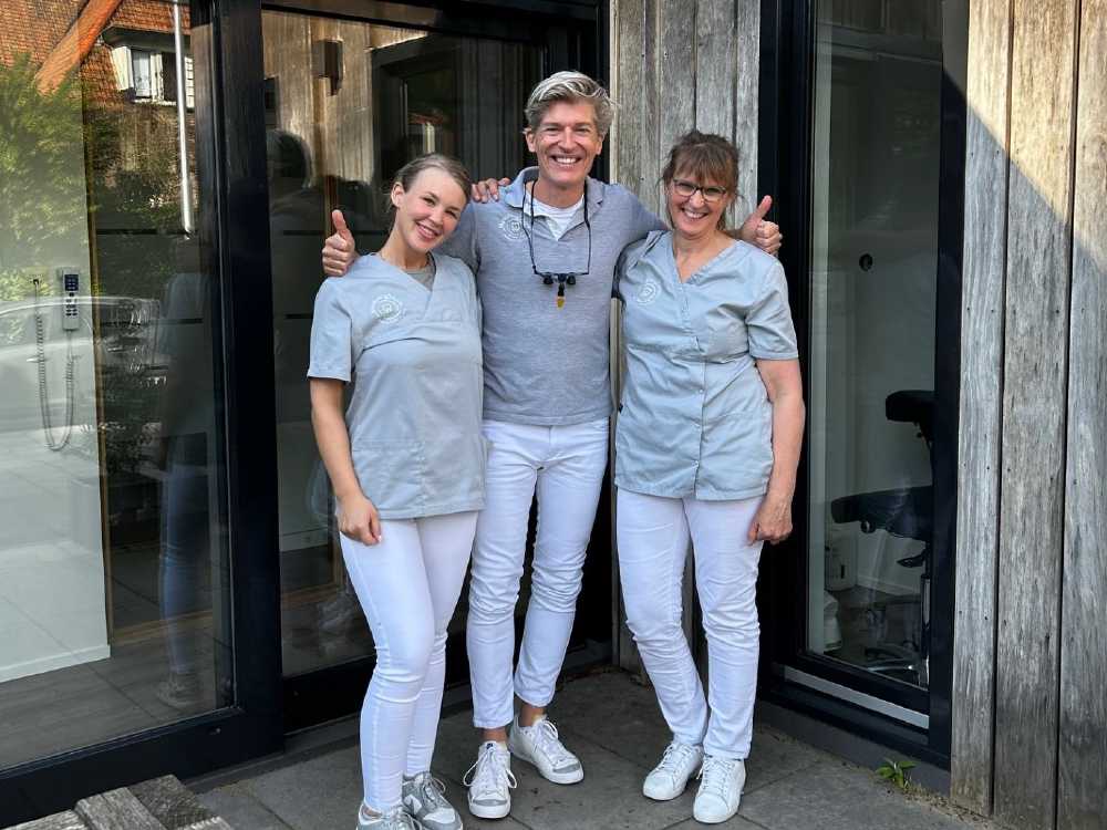 Riekje 1 jaar in dienst en Myrthe nieuwe assistente